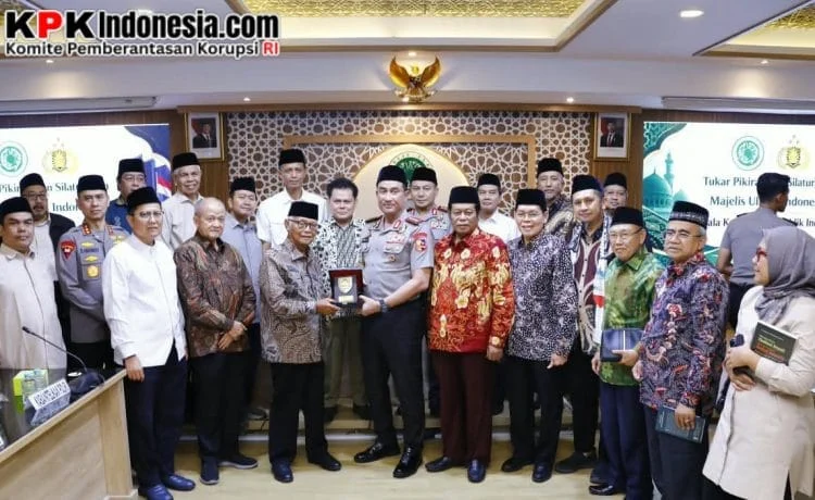 Kapolri Silaturahmi dengan Pimpinan MUI, Perkuat Sinergi Jaga Keamanan dan Kerukunan